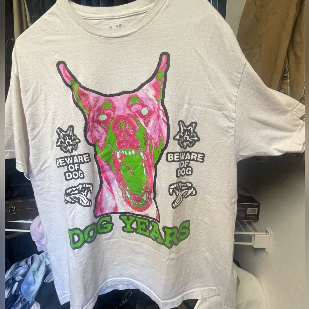 XL REGULAR LOOSE FITTING DOG YEARS ZILLAKAMI TEE SHIRT 100% COTTON